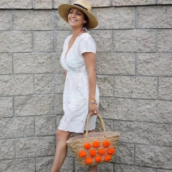 Cabi White Eyelet Embroidered Cotton Cover-Up Dress Size XL #5615 - Picture 2 of 13